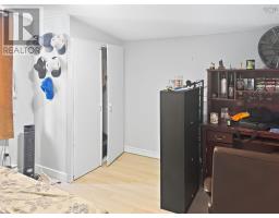 14 Spring Street, Amherst, NS B4H1R5 Photo 18