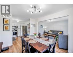 Kitchen - 61 Kendrick Court, Ancaster, ON L9G5A5 Photo 10