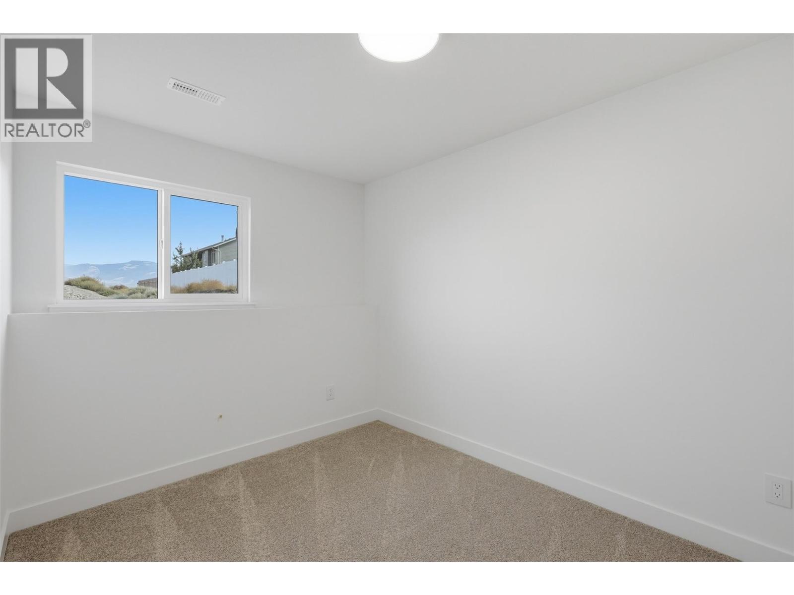 #135 2050 Grasslands Boulevard - 29