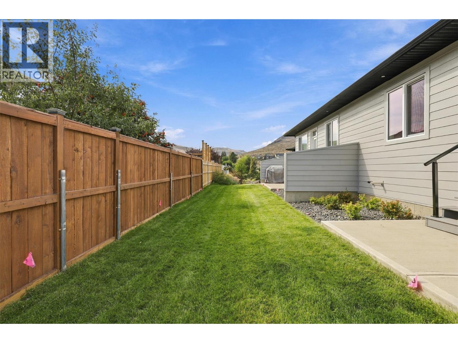 #135 2050 Grasslands Boulevard - Image 25