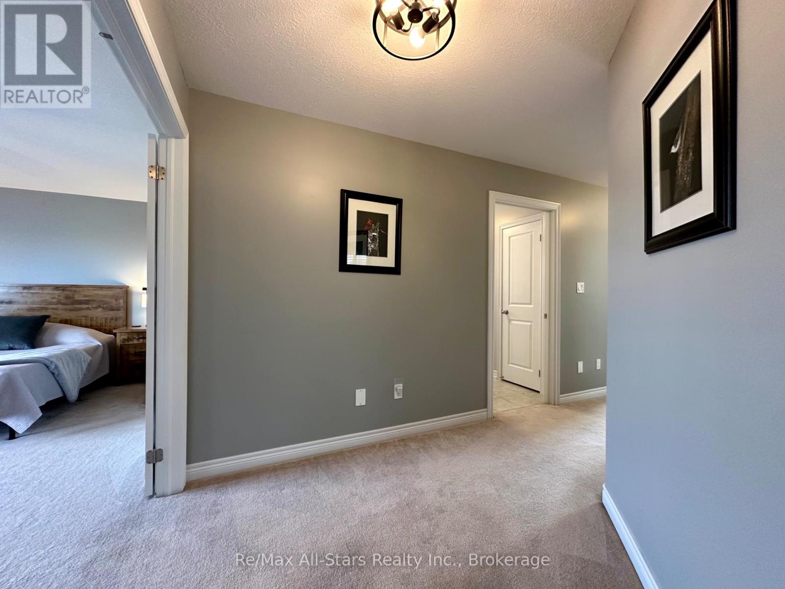 9 BRIARWOOD AVENUE - 20