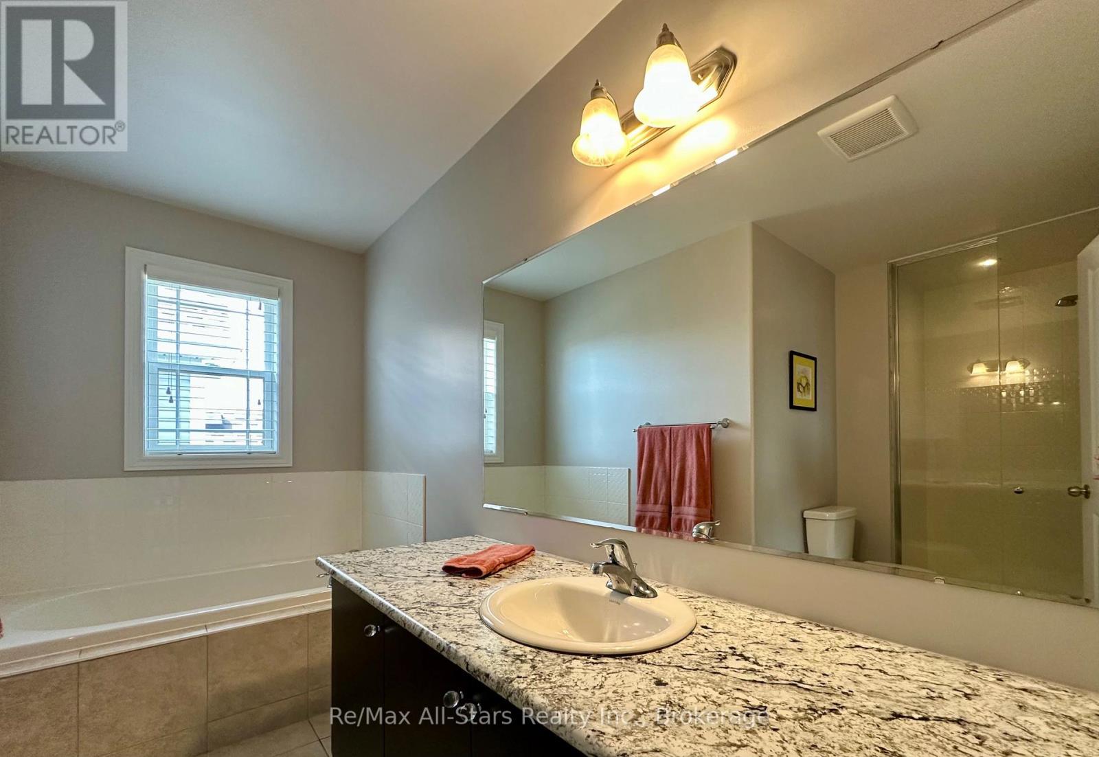 9 BRIARWOOD AVENUE - 24