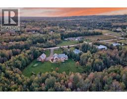 155 Boundary Drive, photo 2