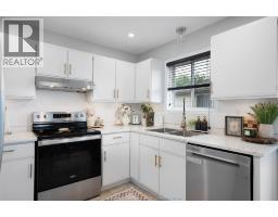 Kitchen/Dining room - 12589 Horwood Crescent, Tecumseh, ON N8N4T7 Photo 9