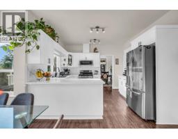 10442 Tamarack Crescent, Maple Ridge, BC V2W1B5 Photo 14