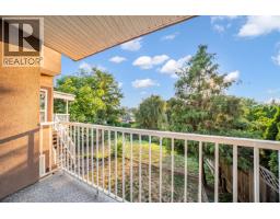 10442 Tamarack Crescent, Maple Ridge, BC V2W1B5 Photo 8