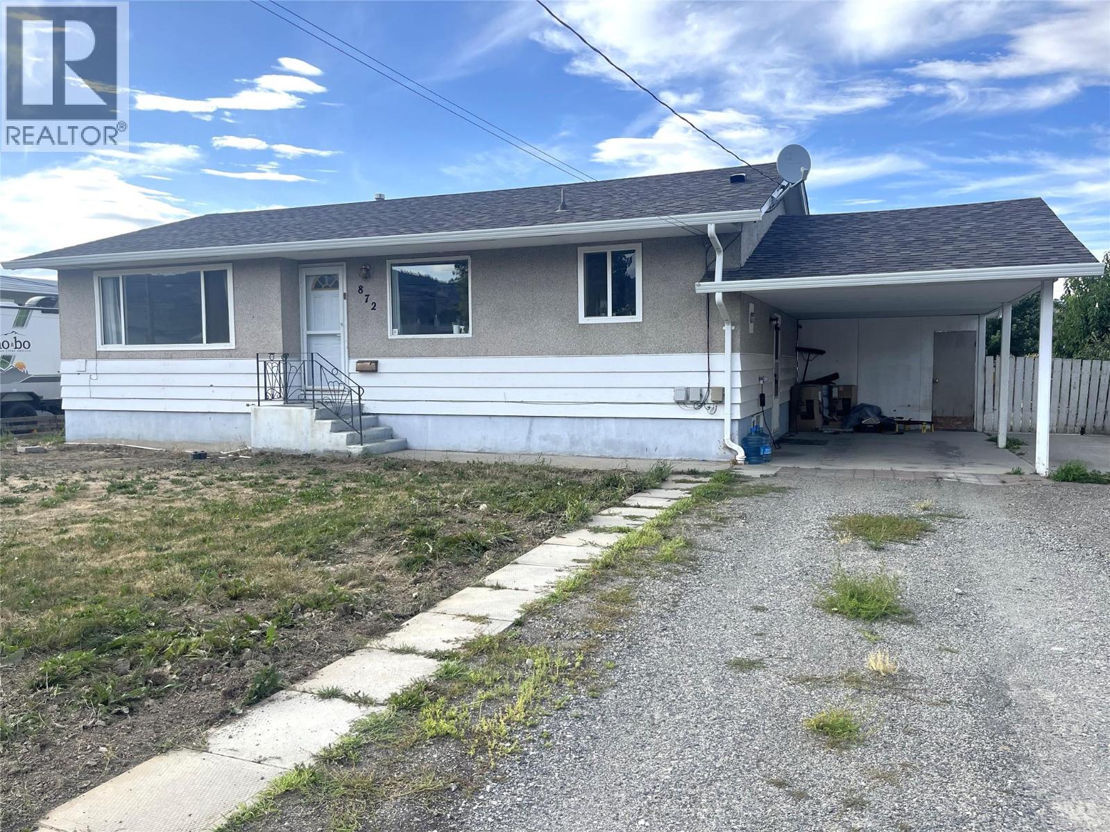 Property for sale at 872 SELKIRK Avenue