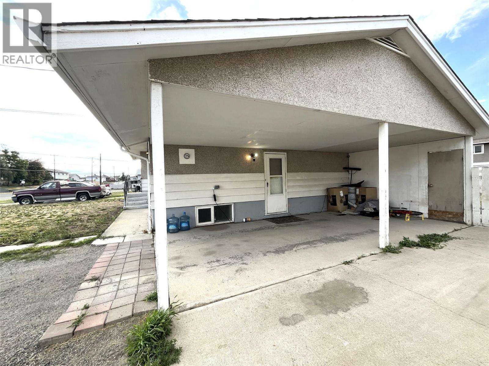 872 SELKIRK Avenue - 21