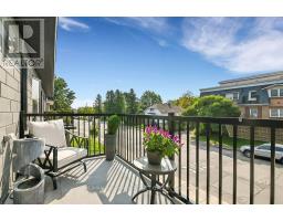 581 Queen Mary Street, Ottawa, ON K1K1V9 Photo 18