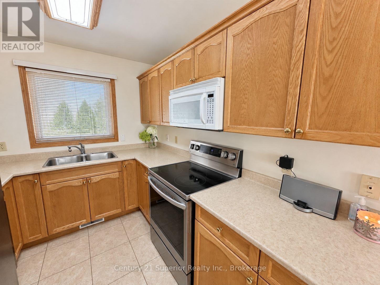 167 LYNX CRESCENT, Thunder Bay (Parkdale) — photo 12