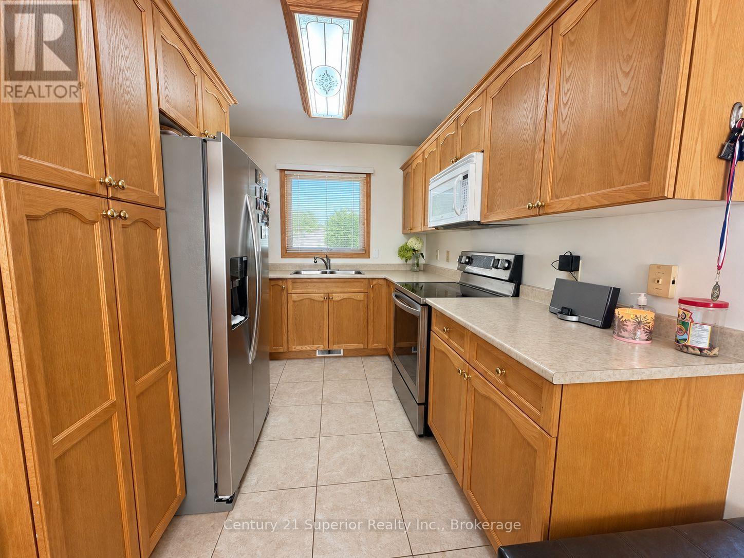 167 LYNX CRESCENT - Image 13