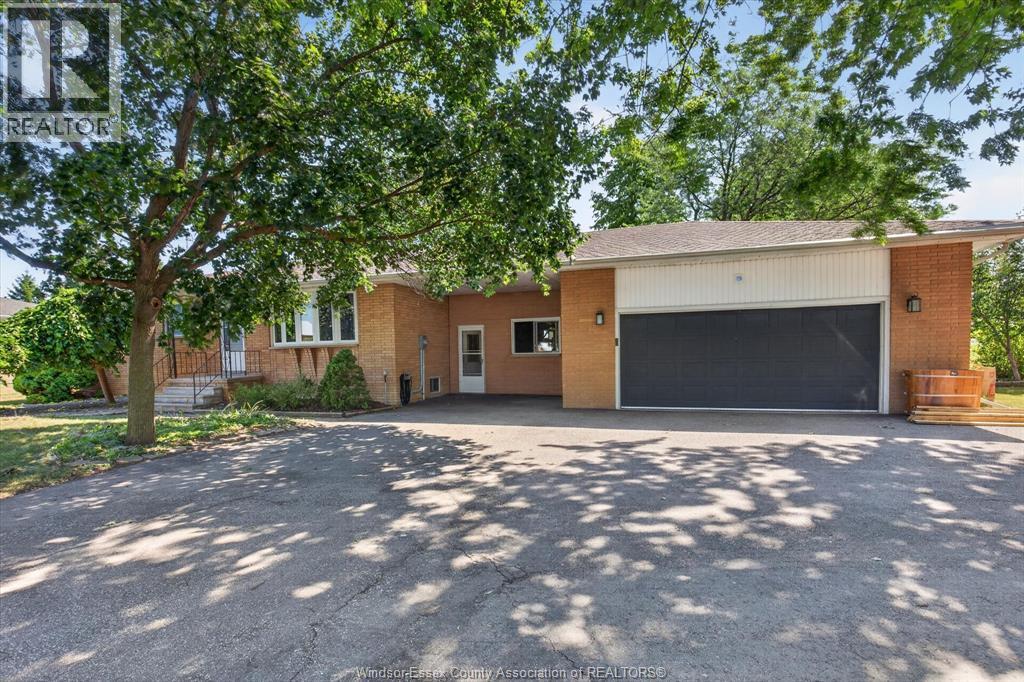 1308 COUNTY RD 27, Lakeshore