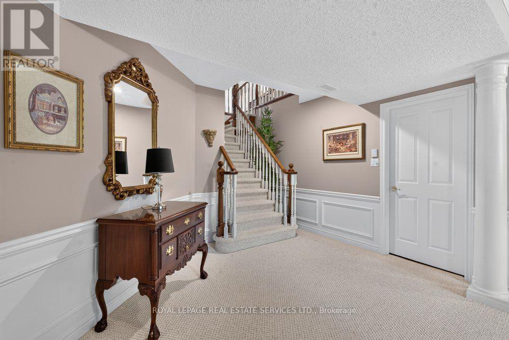 36 WORTHINGTON DRIVE - 31