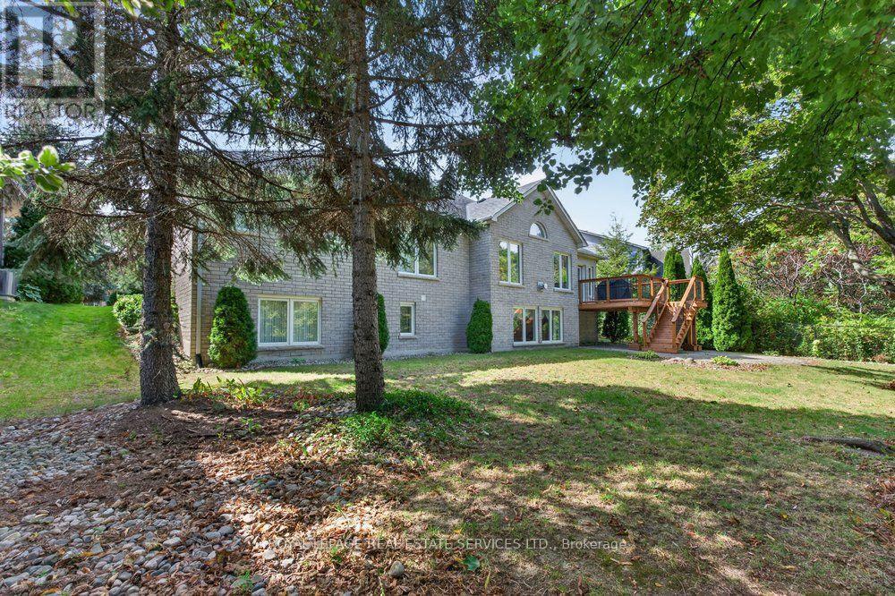 36 WORTHINGTON DRIVE - 44