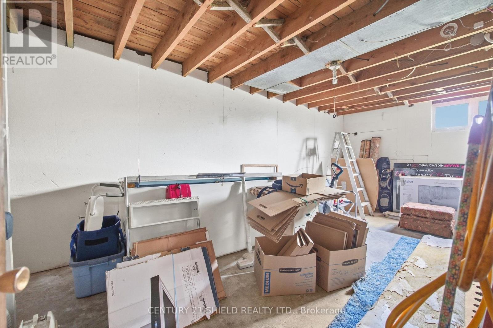 1303 LASCELLE AVENUE - Image 29