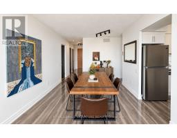 2210 - 33 Sheppard Avenue E, Toronto, ON M2N7K1 Photo 11