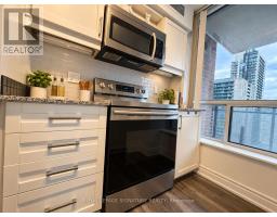 2210 - 33 Sheppard Avenue E, Toronto, ON M2N7K1 Photo 10