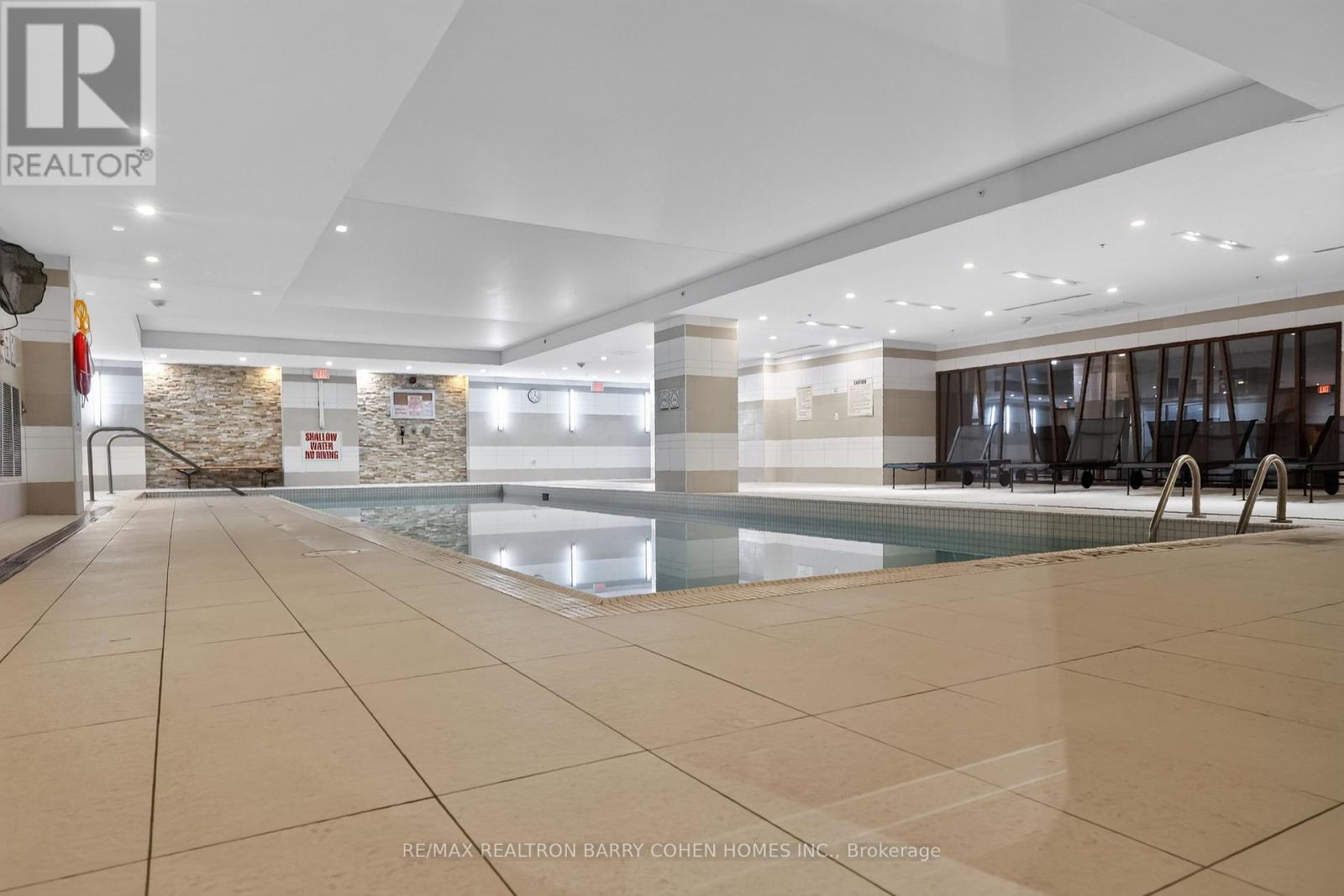 #1018 111 ST CLAIR AVENUE W - 16