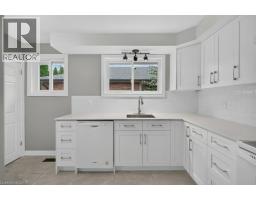 40 Clarendon Avenue, Hamilton, ON L9A3A1 Photo 16