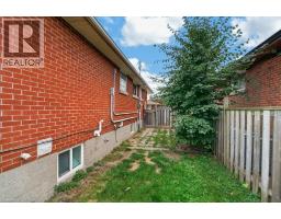 40 Clarendon Avenue, Hamilton, ON L9A3A1 Photo 38