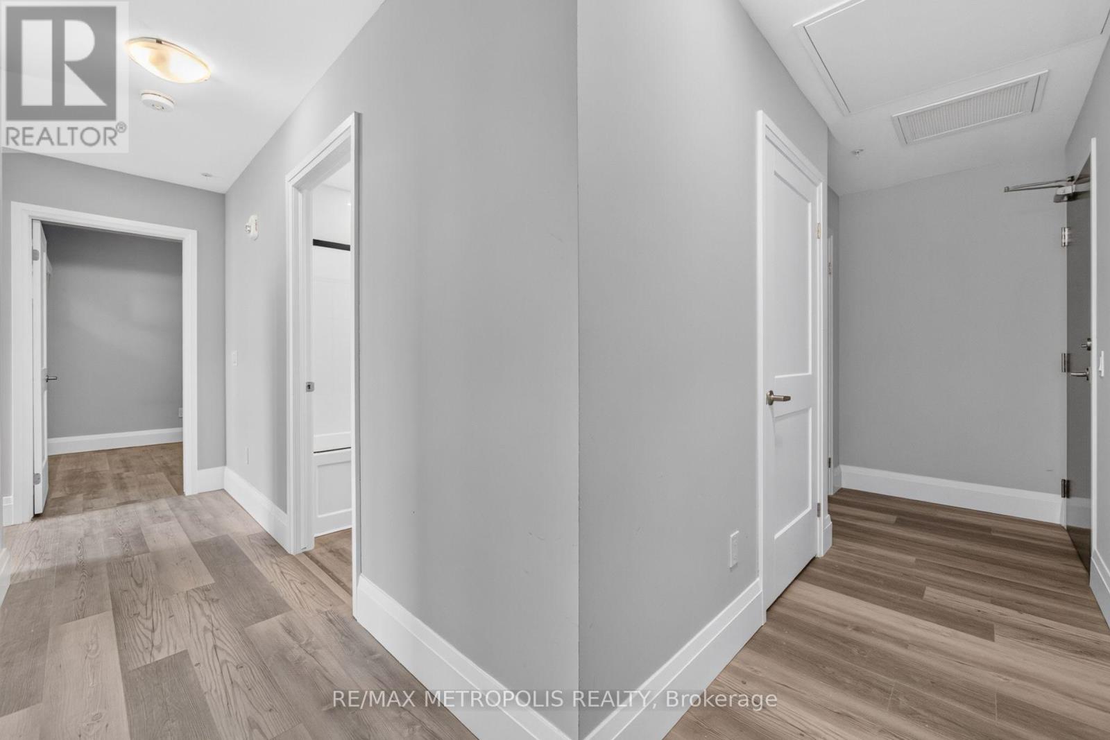 108 Garment Street — photo 12