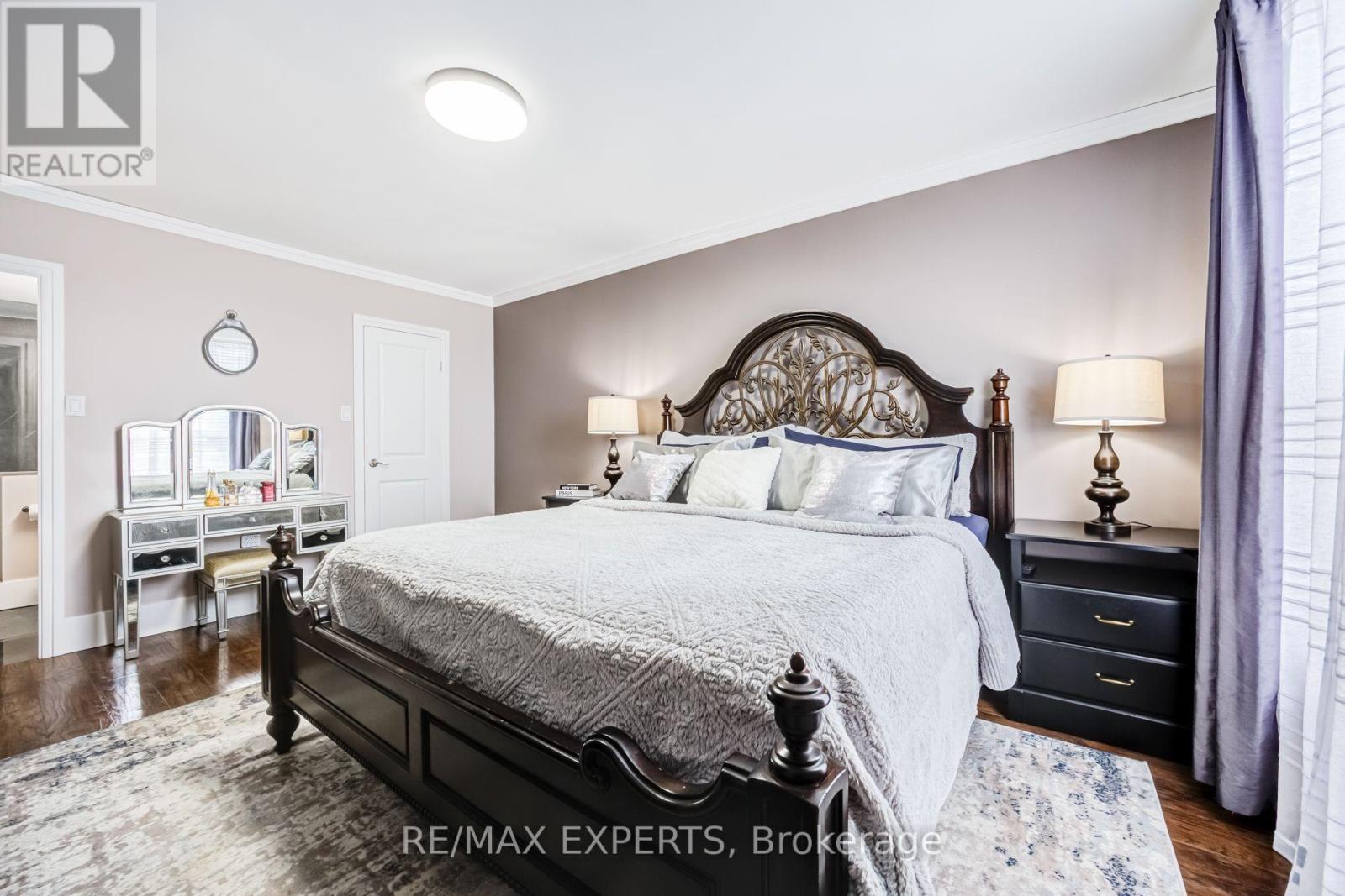 #1104 130 NEPTUNE DRIVE - 20
