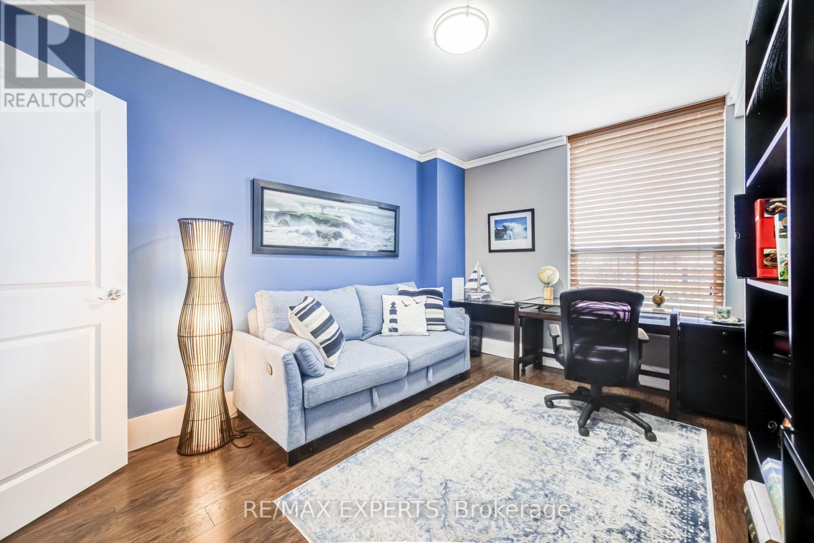 #1104 130 NEPTUNE DRIVE - 24