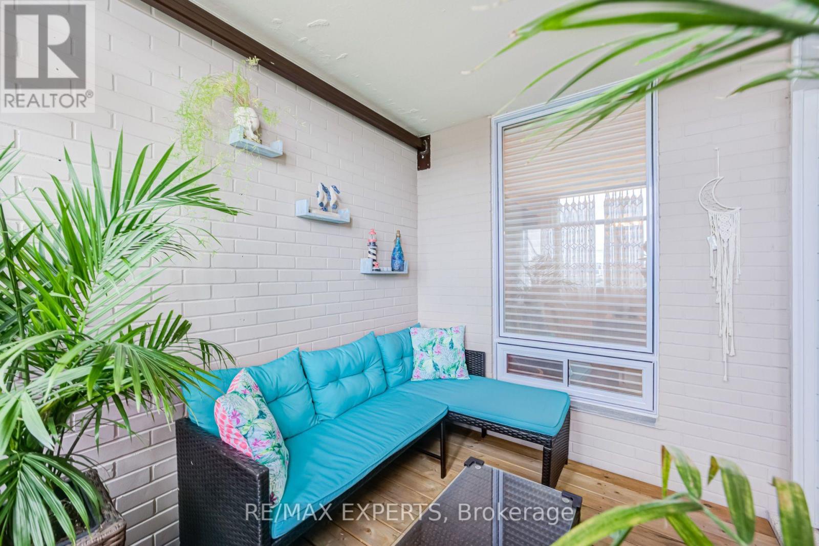 #1104 130 NEPTUNE DRIVE - 29