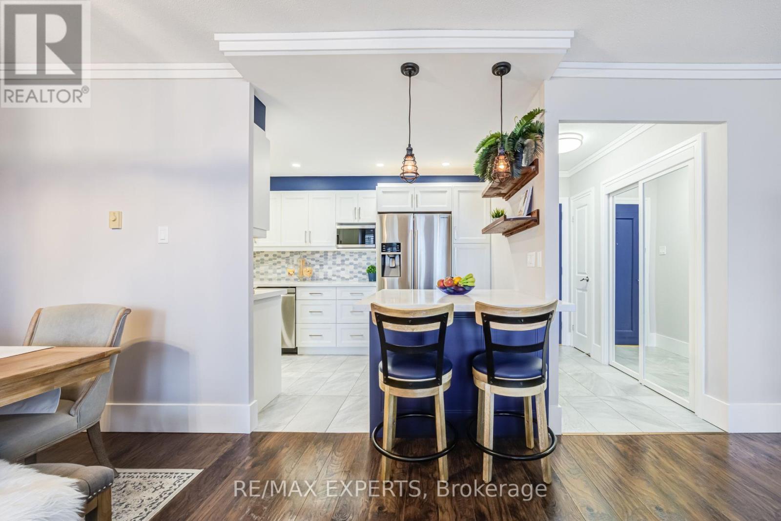 1104 - 130 NEPTUNE DRIVE, Toronto (Englemount-Lawrence) — photo 4