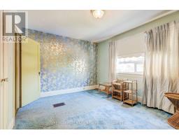 631 Lauder Avenue, Toronto, ON M6E3J8 Photo 11