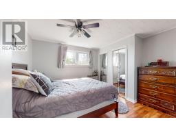 11 Irving Drive thumbnail 13