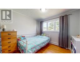 11 Irving Drive thumbnail 15