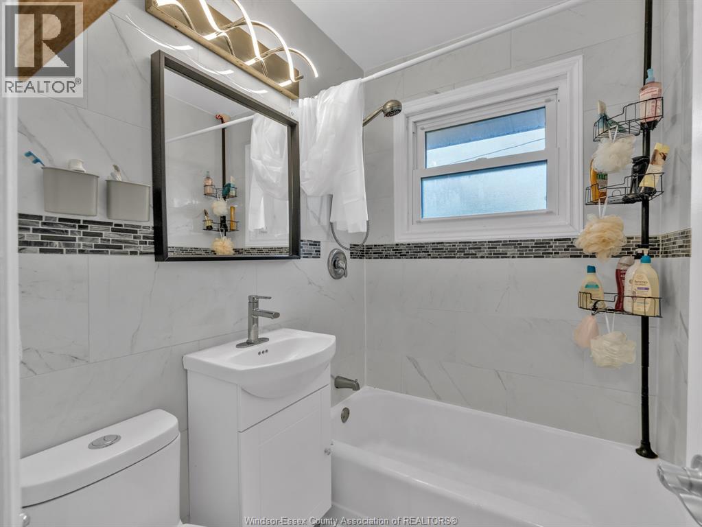 1202 HARRISON - 25