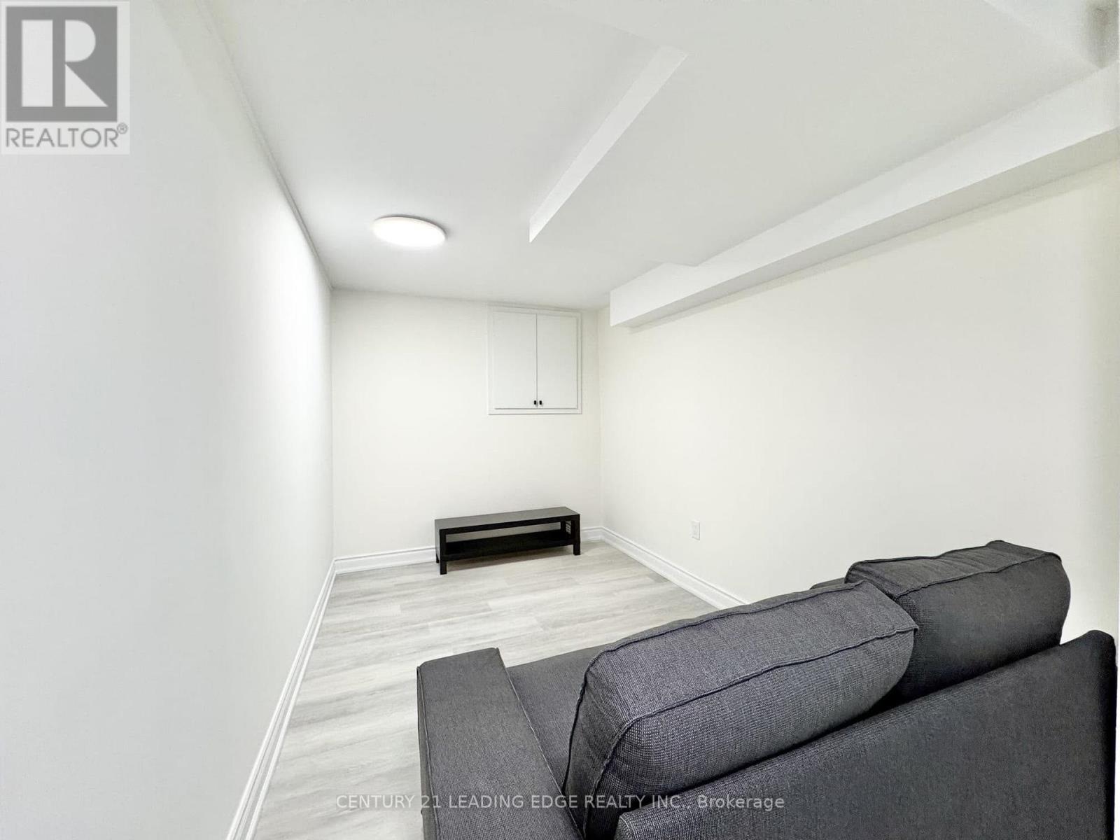 BSMT - 19 MANTELL CRESCENT, Ajax (Central West) — photo 3