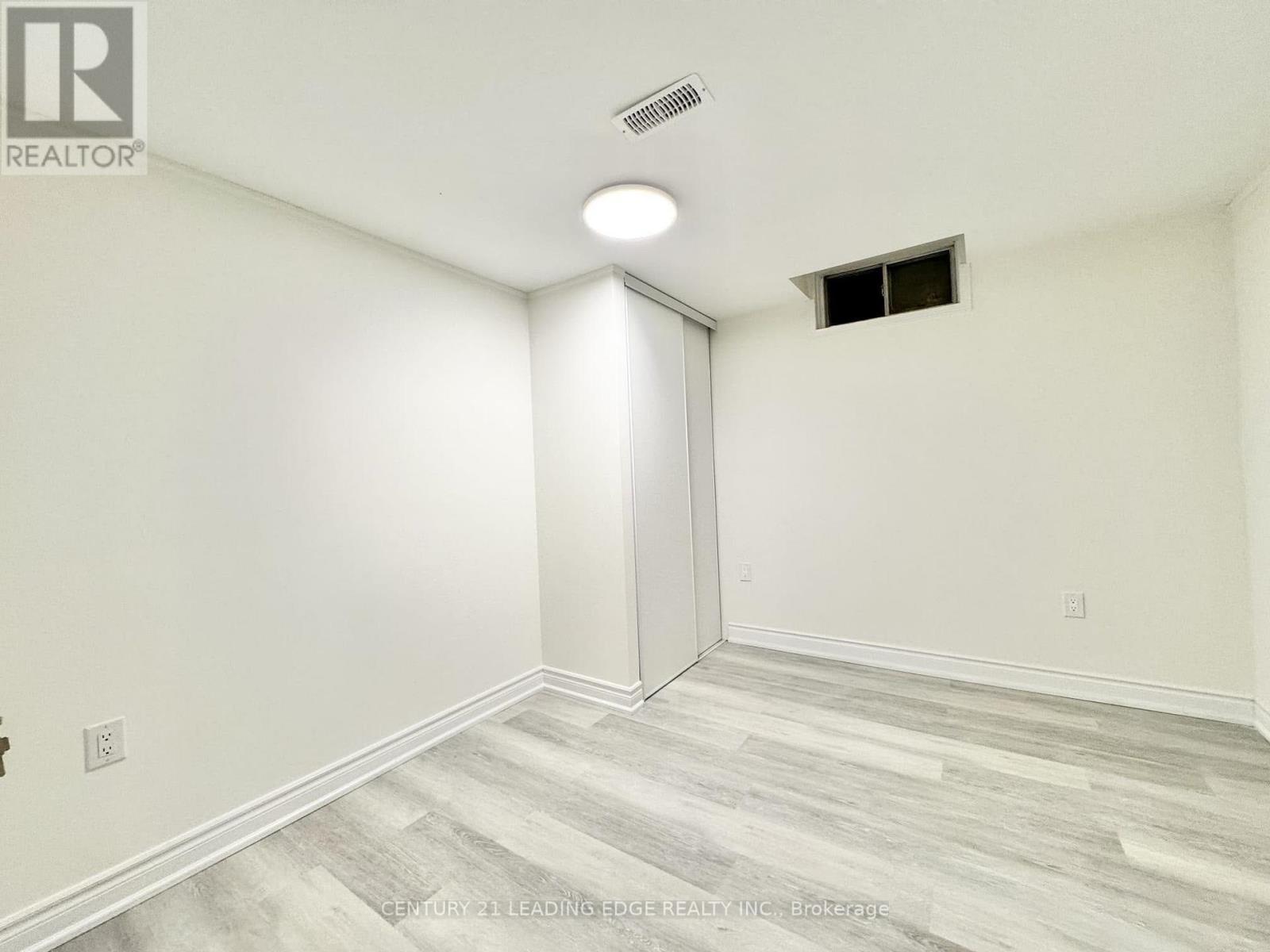 BSMT - 19 MANTELL CRESCENT, Ajax (Central West) — photo 8