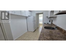 6 - 303 Frontenac Avenue, Oshawa, ON L1J2A7 Photo 6