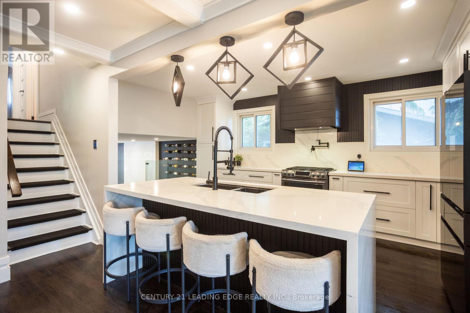 912 VISTULA DRIVE - Image 14