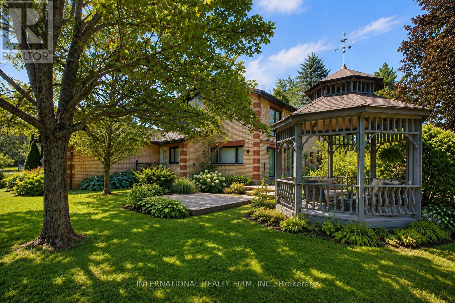 3 TAUNUS COURT - 29