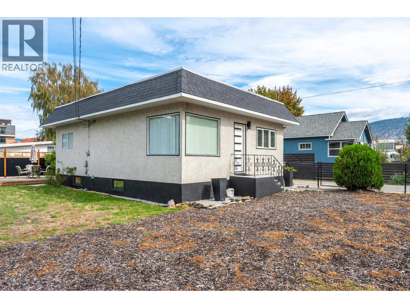 637 Alexander Avenue, Penticton