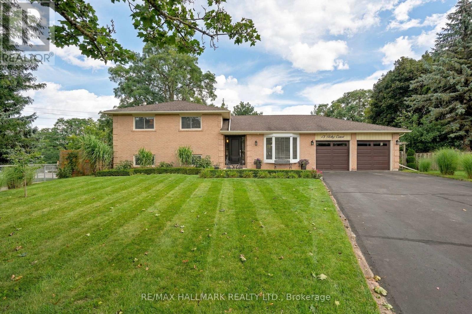 13 TOBY COURT, East Gwillimbury (Holland Landing) — photo 2