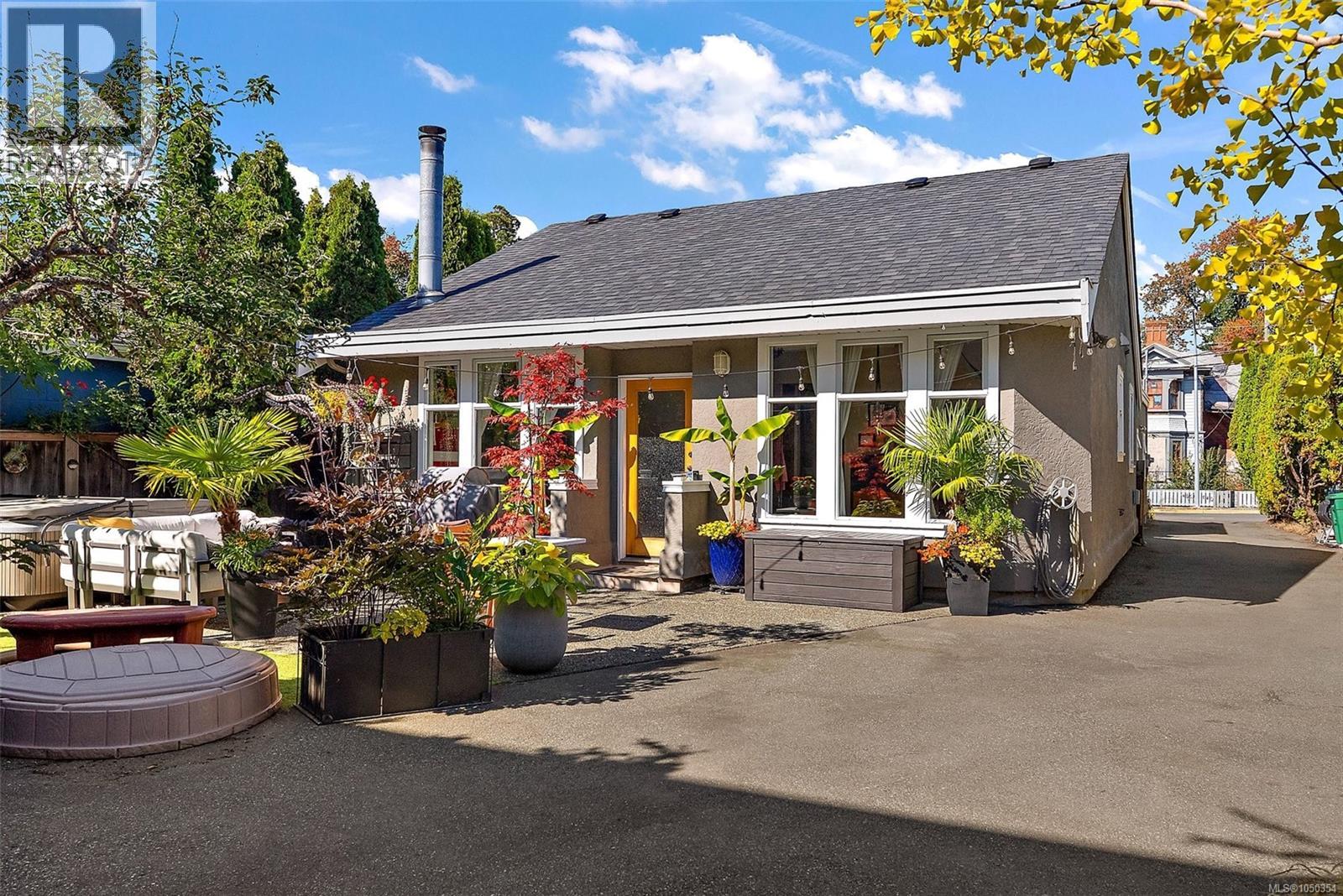 1109 Caledonia Ave - 22