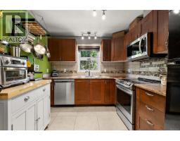 1109 Caledonia Ave, Victoria, BC V8T1E9 Photo 17