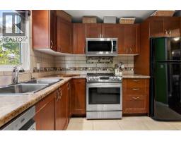 1109 Caledonia Ave, Victoria, BC V8T1E9 Photo 18