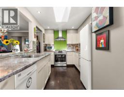 1111 Caledonia Ave, Victoria, BC V8T1E9 Photo 10