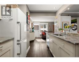 1111 Caledonia Ave, Victoria, BC V8T1E9 Photo 13