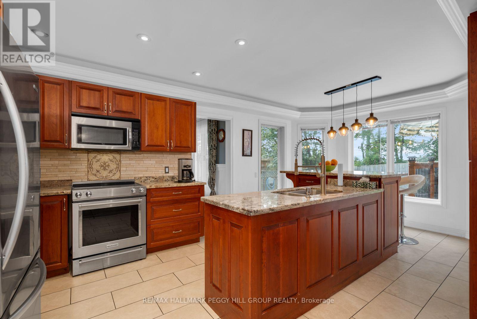 320 LEACOCK DRIVE, Barrie (Letitia Heights) — photo 4