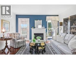 4pc Ensuite bath - 10 Isherwood Avenue Unit# 1, Cambridge, ON N1R8L5 Photo 10