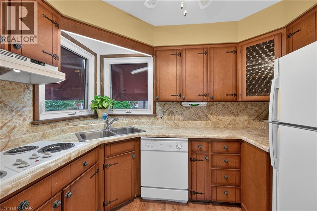 390 EAST 37TH Street - 16