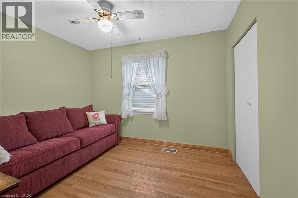 390 EAST 37TH Street - 23