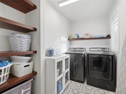 15 Bakersfield Court, Winnipeg, MB R3Y0X4 Photo 34